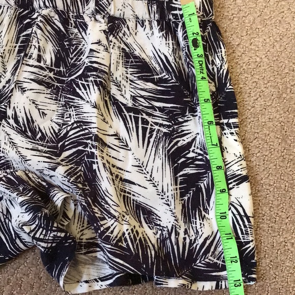 Splendid navy palm romper - Picture 11 of 11